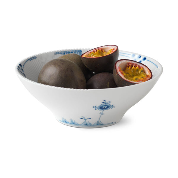 RoyalCopenhagen-1017484-BLUE-ELEMENTS-BOWL-18CM-02-1200x1200-100KB Royal Copenhagen Blue Elements Cereal Bowl | Kneen & Co