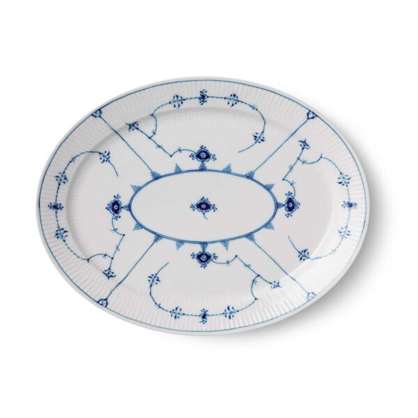 Royal Copenhagen Blue Fluted Plain Medium Oval Dish | Kneen & Co