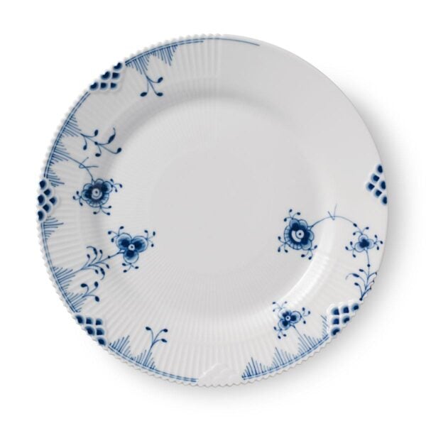 RoyalCopenhagen-1026452-Blue-Elements-Plate-19CM-01-1200x1200-100KB Royal Copenhagen Blue Elements Small Lunch Plate | Kneen & Co