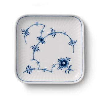 Royal Copenhagen Blue Fluted Plain Square Assiette | Kneen & Co