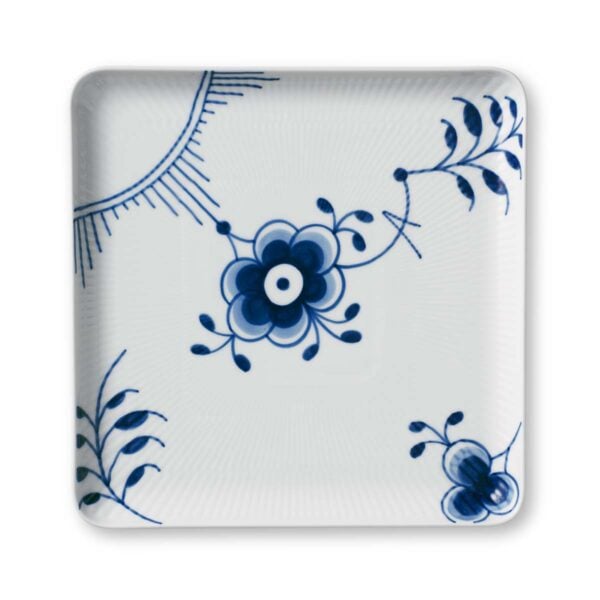 RoyalCopenhagen-1027458-Blue-Mega-Plate-Square-20x20-cm-01-1200x1200-100KB Royal Copenhagen Blue Fluted Mega Square Plate | Kneen & Co