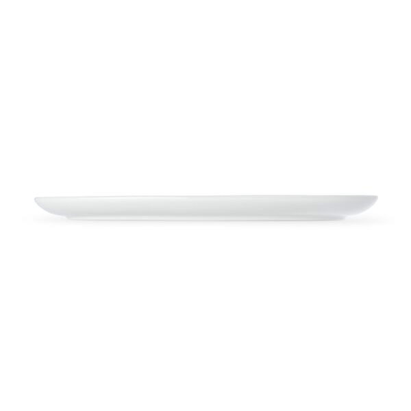 RoyalCopenhagen-1058880-Blueline-Oval-Dish-37cm-02-1200x1200-100KB Royal Copenhagen Blueline Long Oval Dish shown on table | Kneen & Co