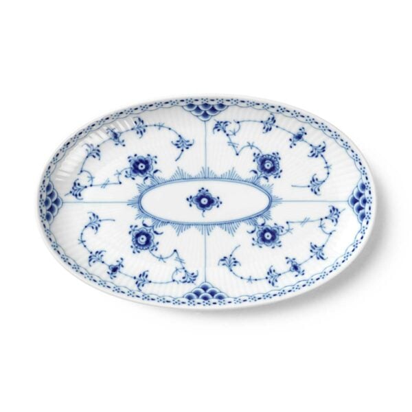 Royal Copenhagen Blue Fluted Half Lace Assiette | Kneen & Co