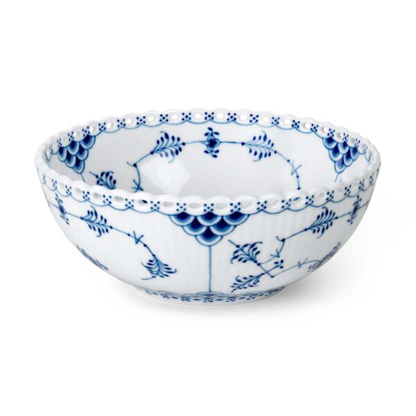 RoyalCopenhagen-1065040-Blue-Fluted-Full-Lace-Bowl-50cl-2-1200x1200-100KB Royal Copenhagen Blue Fluted Full Lace Bowl | Kneen & Co