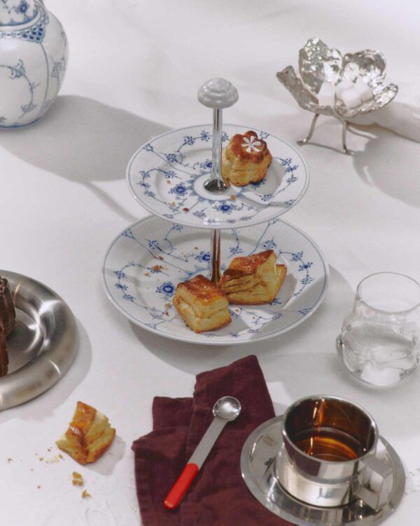 Royal Copenhagen Blue Fluted Étagère set on table | Kneen & Co