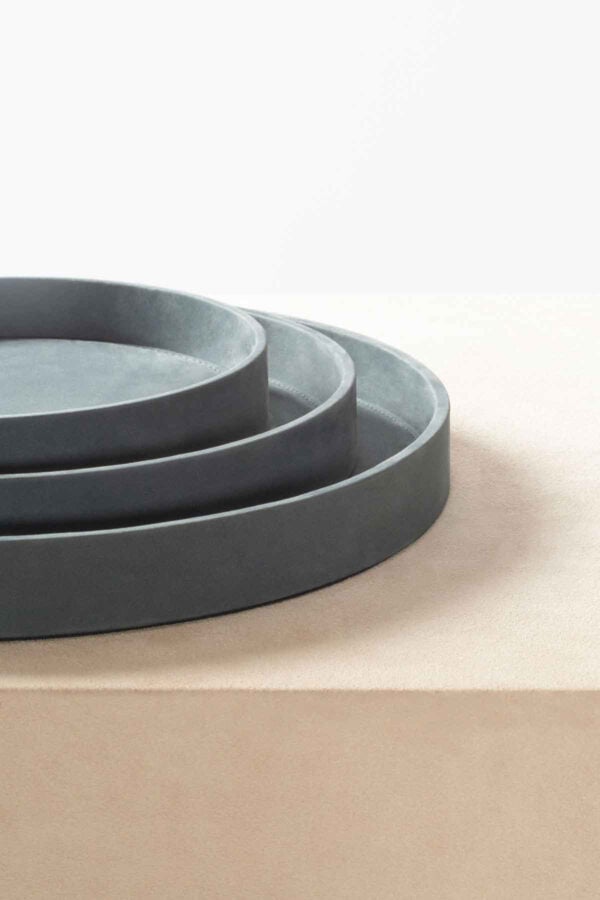 Riviere Dama Round Valet Trays | Kneen & Co