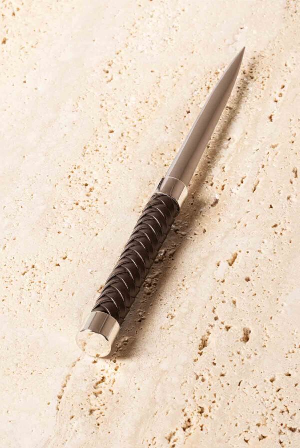 GB-Riviere-DS-L-INT-Letter-Opener-RV25Moka-LIFESTYLE01-1200w-100KB
