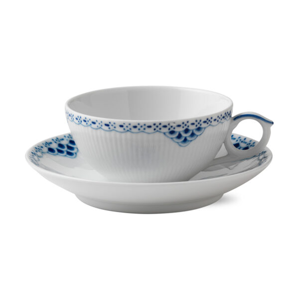 RoyalCopenhagen-1017247-PRINCESS-CUP+SAUCER-TEA-20CL-1200x1200-100KB Royal Copenhagen Princess Tea Cup and Saucer | Kneen & Co