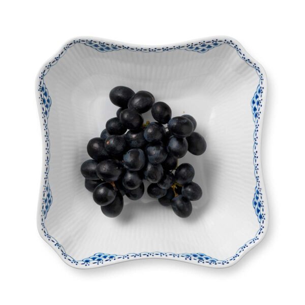 RoyalCopenhagen-1017266-PRINCESS-BOWL-SQUARE-80CL-01-1200x1200-100KB Royal Copenhagen Princess Square Bowl shown on table | Kneen & Co