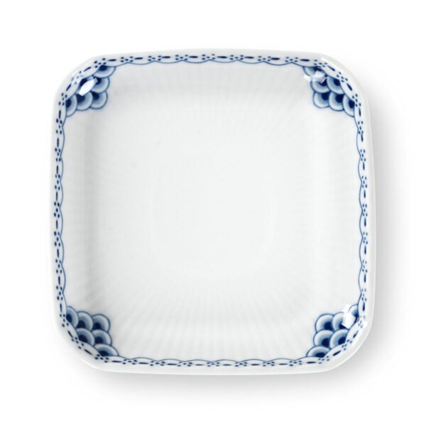 RoyalCopenhagen-1066924-Princess-Square-Plate-10pt5cm-1200x1200-100KB Royal Copenhagen Princess Square Assiette | Kneen & Co