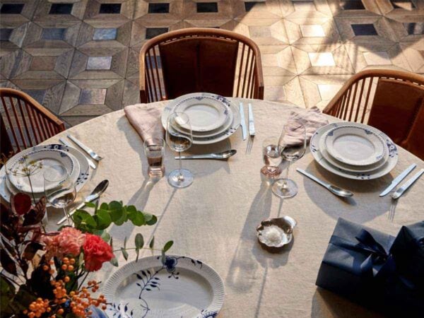 RoyalCopenhagen-Gifting-BlueFlutedMega-plate-27-cm-dish-30.5-cm-WHT-Elements-plate-22-cm-Princess-plate-19-cm-1200w-100KB Royal Copenhagen assorted dinnerware collections table setting | Kneen & Co