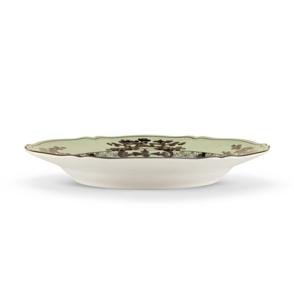 Ginori 1735 Oriente Italiano Bario Bread Plate shown on table | Kneen & Co