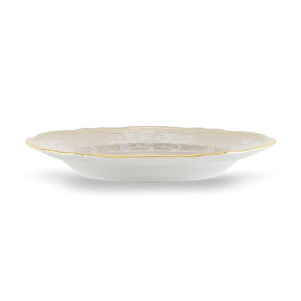 Ginori 1735 Oriente Italiano Meringa Dessert Plate shown on table | Kneen & Co