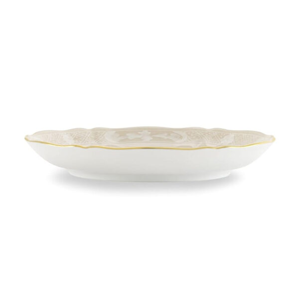 GINORI-OrienteItal-MERINGA-003RG00-FPT401010150G00135700-3-1200x1200-100KB Ginori 1735 Oriente Italiano Meringa Tea Saucer shown on table | Kneen & Co