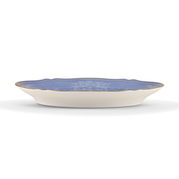 GINORI-OrienteItal-PREVINCA-003RG00-FVS130010340G00124400-3-1200x1200-100KB Ginori 1735 Oriente Italiano Pervinca Oval Platter shown on table | Kneen & Co
