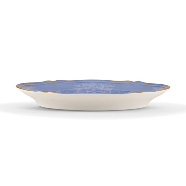GINORI-OrienteItal-PREVINCA-003RG00-FVS130010385G00124400-3-1200x1200-100KB Ginori 1735 Oriente Italiano Pervinca Large Oval Platter shown on table | Kneen & Co