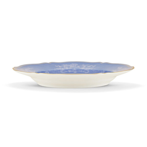 GINORI-OrienteItal-PREVINCA-003RG00-FVS210010310G00124400-3-1200x1200-100KB Ginori 1735 Oriente Italiano Pervinca Round Platter shown on table | Kneen & Co