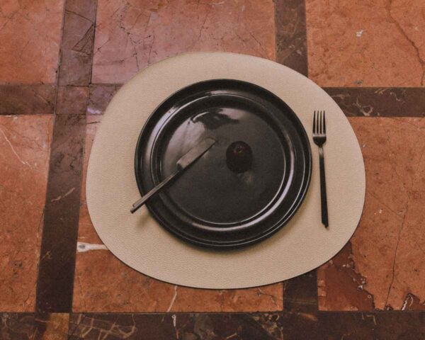Giobagnara-20241003-DBaum-KellyWearstlerxGiobagnara-Product-0287-1200w-100KB Kelly Wearstler x Giobagnara Maris Placemat | Kneen & Co