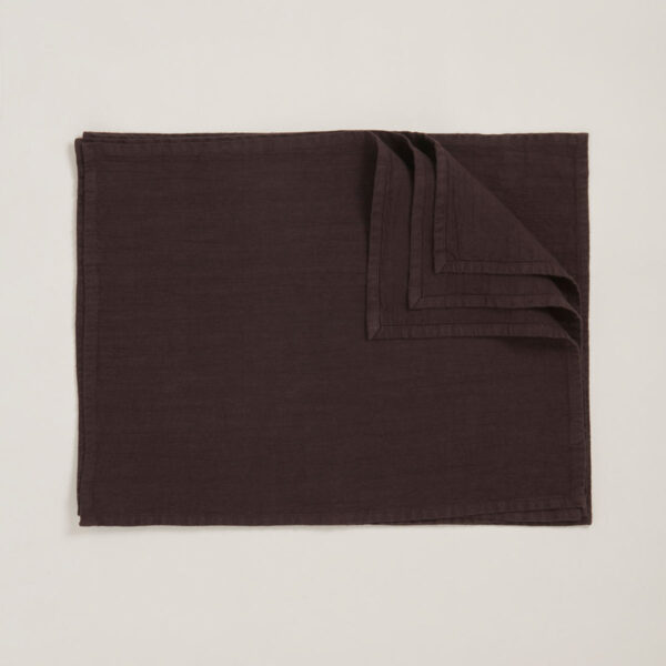 R+D.Lab Tela Linen Placemat in Ruby Red Set of 4 | Kneen & Co