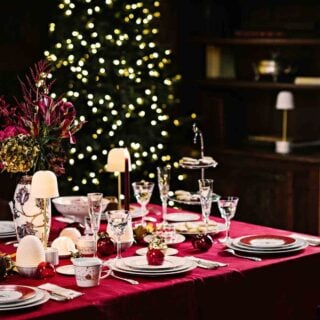 BernardaudNoel-MOOD-25164-Table-de-09-Franck-Juery-5504×8256-1200w-100KB Bernardaud Noël Dinnerware set on Holiday Table | Kneen & Co
