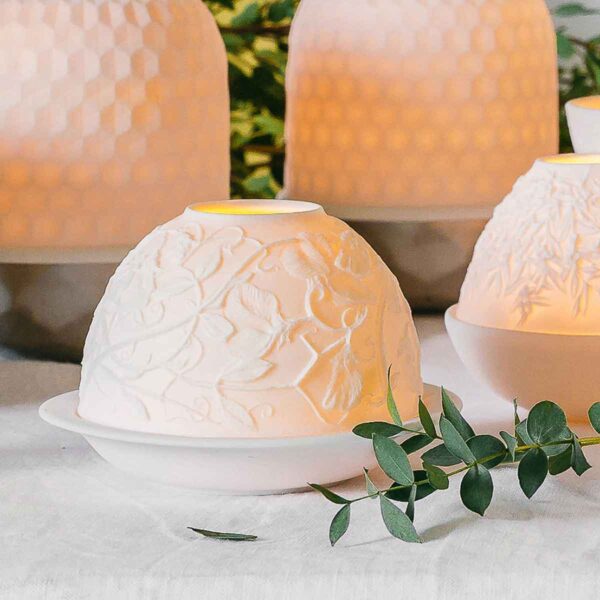 BernardaudVOTIVE-Lights-MOOD-24295-01-Official-02Lily-Rose-1000x1000-1200w-100KB Bernardaud Votive Lights set on evening table | Kneen & Co