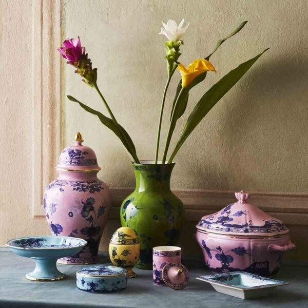 Ginori 1735 Oriente Italiano set on table | Kneen & Co