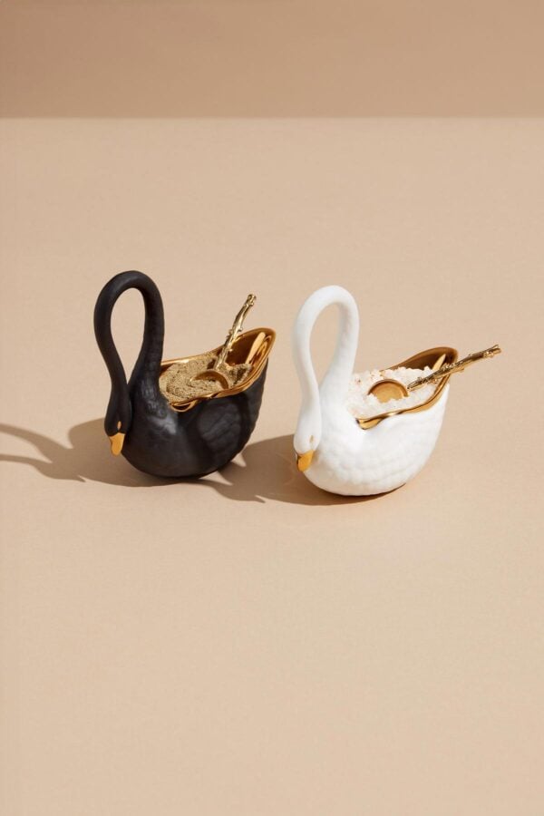 LOBJET-Dinneware-MOOD-wedding2024-swan-SC3000-3001-0636-1200w-100KB L’Objet Swan Black & White Salt & Pepper Cellars | Kneen & Co