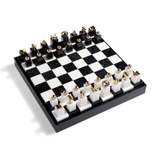 L'objet Chess Set | Kneen & Co