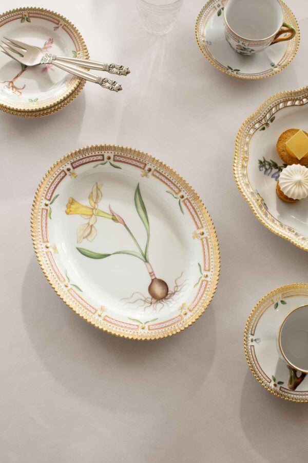 RC-FloraDanica-S1-23-Oval-Dish-24pt5cm-Cup+Saucer-17cl-Plate-15cm-Oval-Dish-Lace-Border-27cm-1200w-100KB Royal Copenhagen Flora Danica Collection mood image | Kneen & Co
