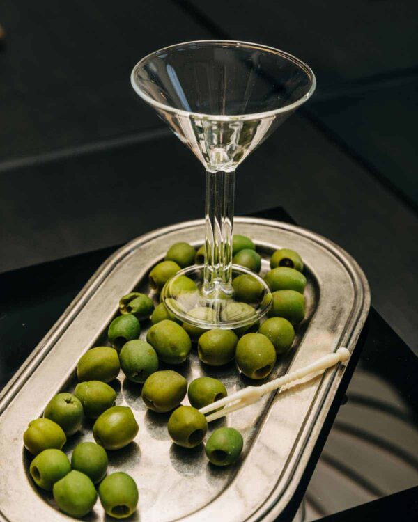 FFERRONE-Ernestine-MOOD-3-1200w-100KB Fferrone Ernestine Glassware Collection Set | Kneen & Co
