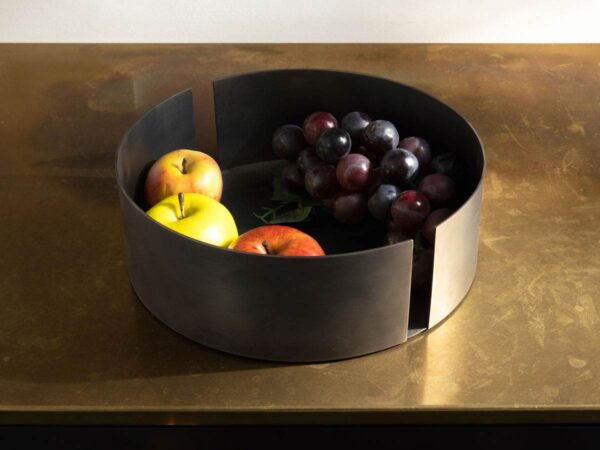FFERRONE-MaisonCollection-MOOD-2025-In-Context-011-1200w-100KB Fferrone Maison Medium Bowl | Kneen & Co