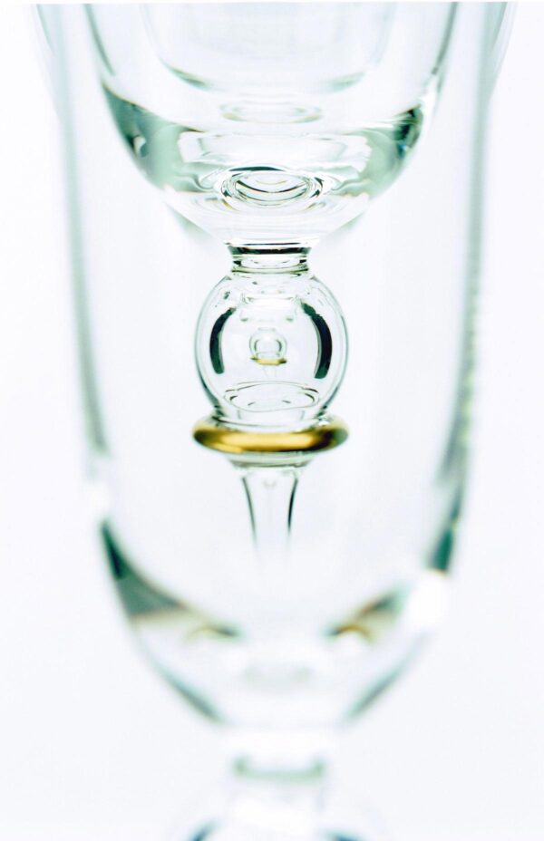 Close-up of a Theresienthal Juwel Glassware with a hand-crafted gold-rimmed stem | Kneen & Co