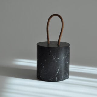 Michaël Verheyden Calleporte Door Stop in Nero Marquina Marble | Kneen & Co