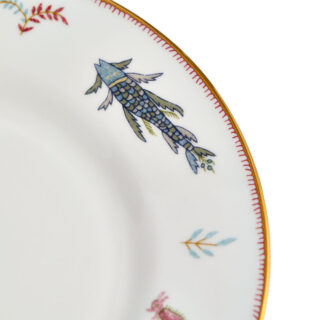 701587253093-Wedgwood-Mythical-Creatures-Plate-20cm-BXD-detail2-1200×1200-100KB Close-up studio shot with Wedgwood Kit Kemp Mythical Creatures Salad Plate in fine bone china featuring whimsical animal illustrations and gold rim detailing | Kneen & Co
