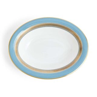 701587471657-Wedgwood-Helia-Open-Oval-Dish-25cm-9pt8in-angle-1200×1200-100KB Close-up shot of Wedgwood Helia Open Oval Dish featuring neoclassical design finished with 22-carat gold detailing | Kneen & Co