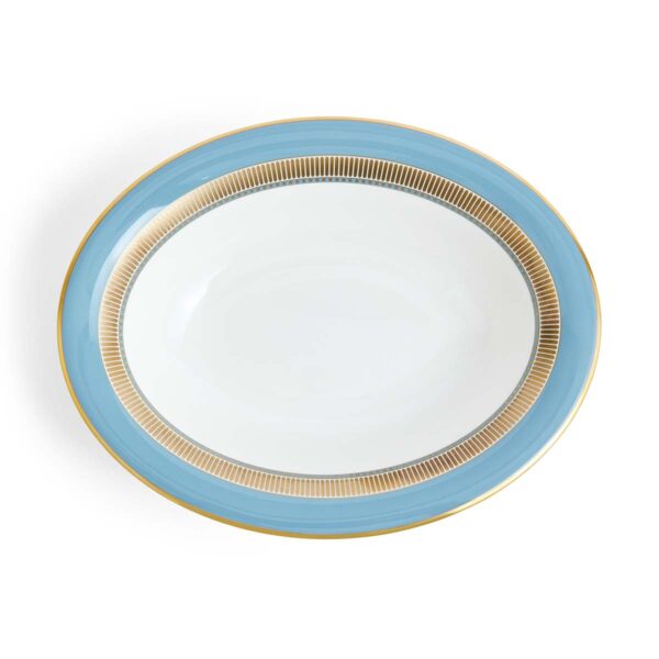 701587471657-Wedgwood-Helia-Open-Oval-Dish-25cm-9pt8in-angle-1200x1200-100KB Close-up shot of Wedgwood Helia Open Oval Dish featuring neoclassical design finished with 22-carat gold detailing | Kneen & Co