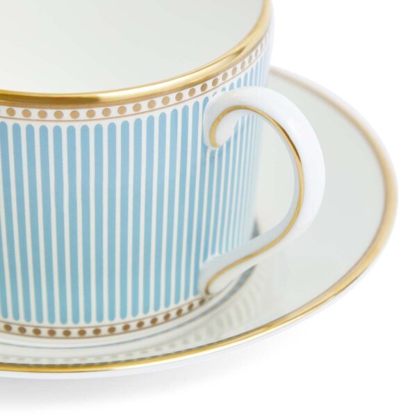 701587471664-Wedgwood-Helia-Teacup+Saucer-I-175ml-5pt9floz-deatil-1200x1200-100KB Close-up shot of Wedgwood Helia Tea Cup and Saucer featuring neoclassical design finished with 22-carat gold detailing | Kneen & Co