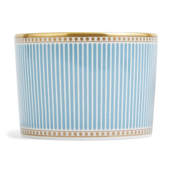 701587471664-Wedgwood-Helia-Teacup+Saucer-I-175ml-5pt9floz-deatil2-1200x1200-100KB Close-up shot of Wedgwood Helia Tea Cup and Saucer featuring neoclassical design finished with 22-carat gold detailing | Kneen & Co