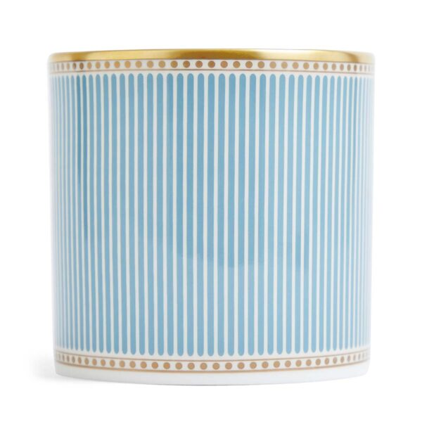 701587471701-Wedgwood-Helia-Mug-326ml-11floz-detail3-1200x1200-100KB Close-up shot of Wedgwood Helia Mug featuring neoclassical design finished with 22-carat gold detailing | Kneen & Co