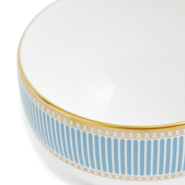 701587477062-Wedgwood-Helia-Rice-Bowl-10cm-deatil-1200x1200-100KB Close-up shot of Wedgwood Helia Rice Bowl featuring neoclassical design finished with 22-carat gold detailing | Kneen & Co