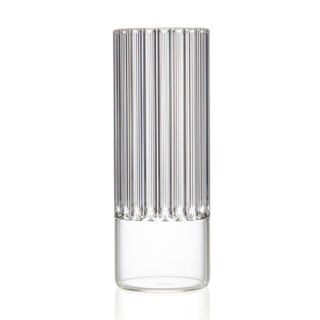 FERRONE-ChampagneFlutes-Flight-Flute-Unstyled-1200×1200-100KB Minimalist studio setting with a clear Fferrone Flight Champagne Flute in borosilicate glass highlighting the elegant vertical fluted variant | Kneen & Co