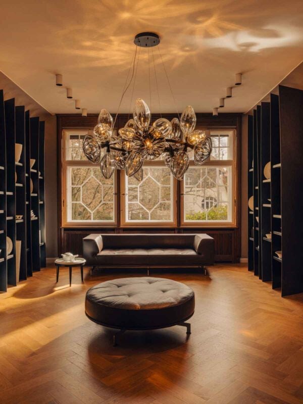 HERING-Berlin-Lighting-251125-Pion-StudioM-LA5-Villa-Lighting-1-1200w-100KB Stefanie Hering Ray Dance 30-Light Cluster Chandelier | Kneen & Co