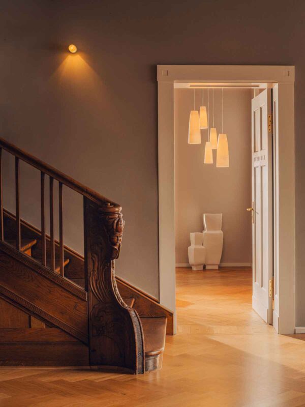 HERING-Berlin-Lighting-251125-Pion-StudioM-LA5-Villa-Lighting-13-1200w-100KB Stefanie Hering Stream 5-light Pendant Cluster Light | Kneen & Co
