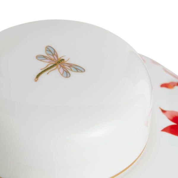 701587436878-Wedgwood-Hummingbird-Lidded Vase 25cm-detail-1200x1200-100KB Close-up shot of Wedgwood Hummingbird Large Lidded Vase defined by expressive floral motifs and an artfully sculpted bird finial finished with 22-carat gold detailing | Kneen & Co