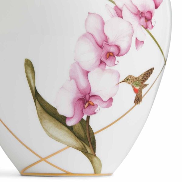 701587436885-Wedgwood-Hummingbird-Lidded-Vase-15cm-detail2-1200x1200-100KB Close-up shot of Wedgwood Hummingbird Small Lidded Vase defined by expressive floral motifs and an artfully sculpted bird finial finished with 22-carat gold detailing | Kneen & Co