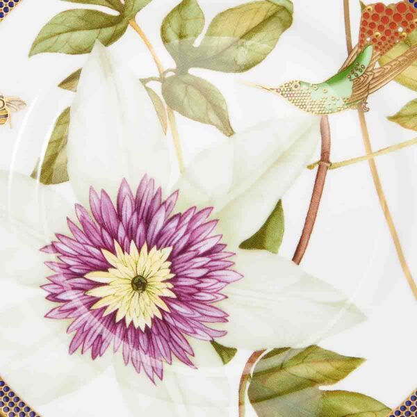 701587439800-Wedgwood-Hummingbird-Plate-15pt4cm-6in-detail-1200x1200-100KB Close-up shot of Wedgwood Hummingbird Plate defined by expressive floral motifs and an artfully sculpted bird finial finished with 22-carat gold detailing | Kneen & Co