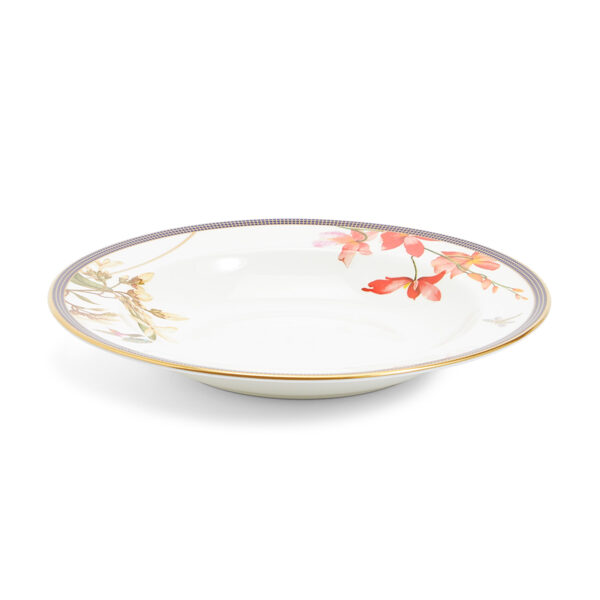 701587439817-Wedgwood-Hummingbird-Rim-Soup-22pt8cm-8pt9in-angled-1200x1200-100KB Close-up shot of Wedgwood Hummingbird Rim Soup Plate defined by expressive floral motifs and an artfully sculpted bird finial finished with 22-carat gold detailing | Kneen & Co