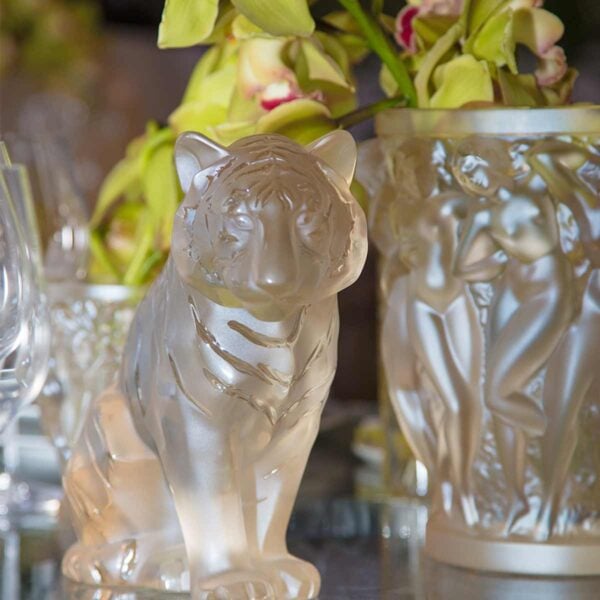 LALIQUE-10550000-sitting-tiger-large-size-gold-luster-Lifestyle-image-1200w-100KB Lalique Sitting Tiger Large Sculpture Gold Luster | Kneen & Co