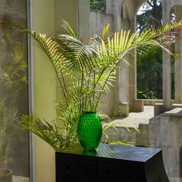 LALIQUE-10758500-Plumes-vase-large-size-green-Lifestyle-Image-1200w-100KB Lalique Plumes Vase Green Meadow set on garden table | Kneen & Co