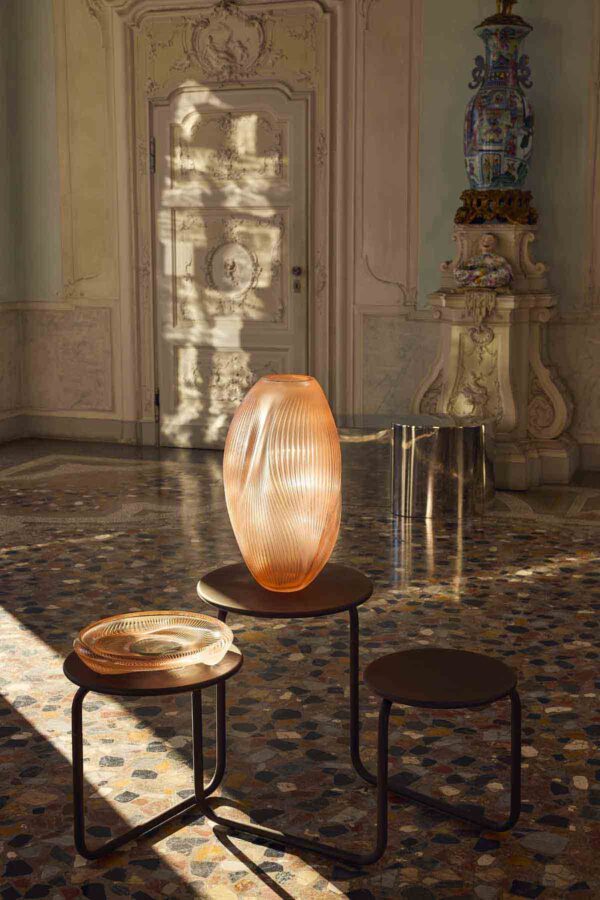 LALIQUE-Alize-Lifestyle-Image-2-1200w-100KB Lalique Alizé Vase with Coral Patina Crystal set on table | Kneen & Co